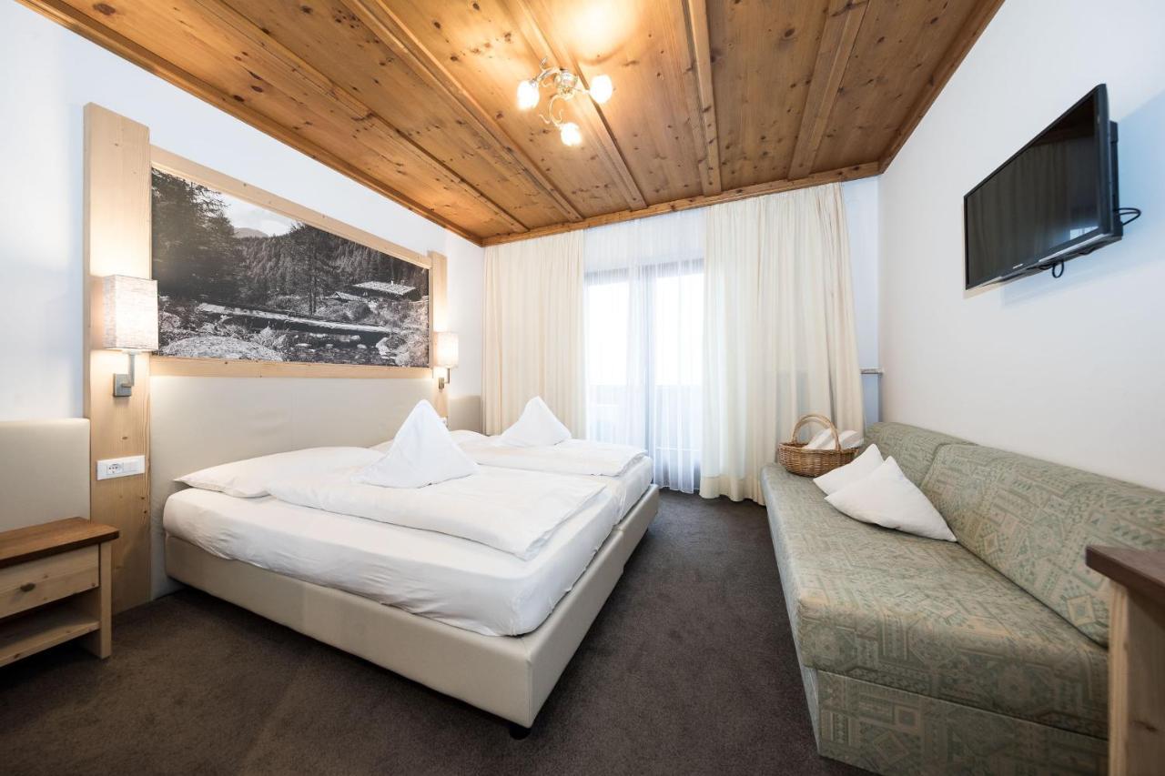 Hotel Alpenhof San Nicolò d'San Nicolò d'Ultimo Eksteriør billede