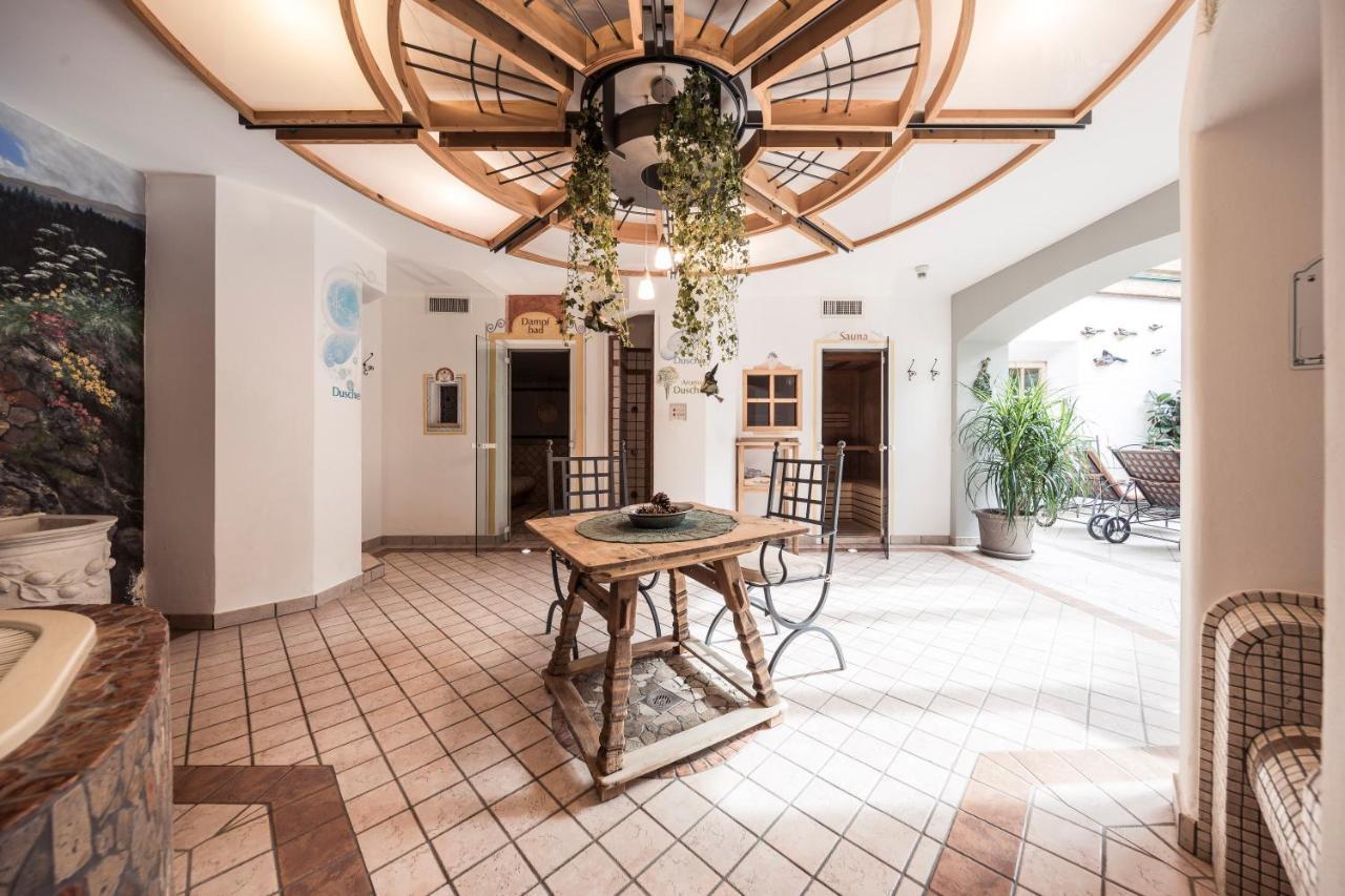 Hotel Alpenhof San Nicolò d'San Nicolò d'Ultimo Eksteriør billede