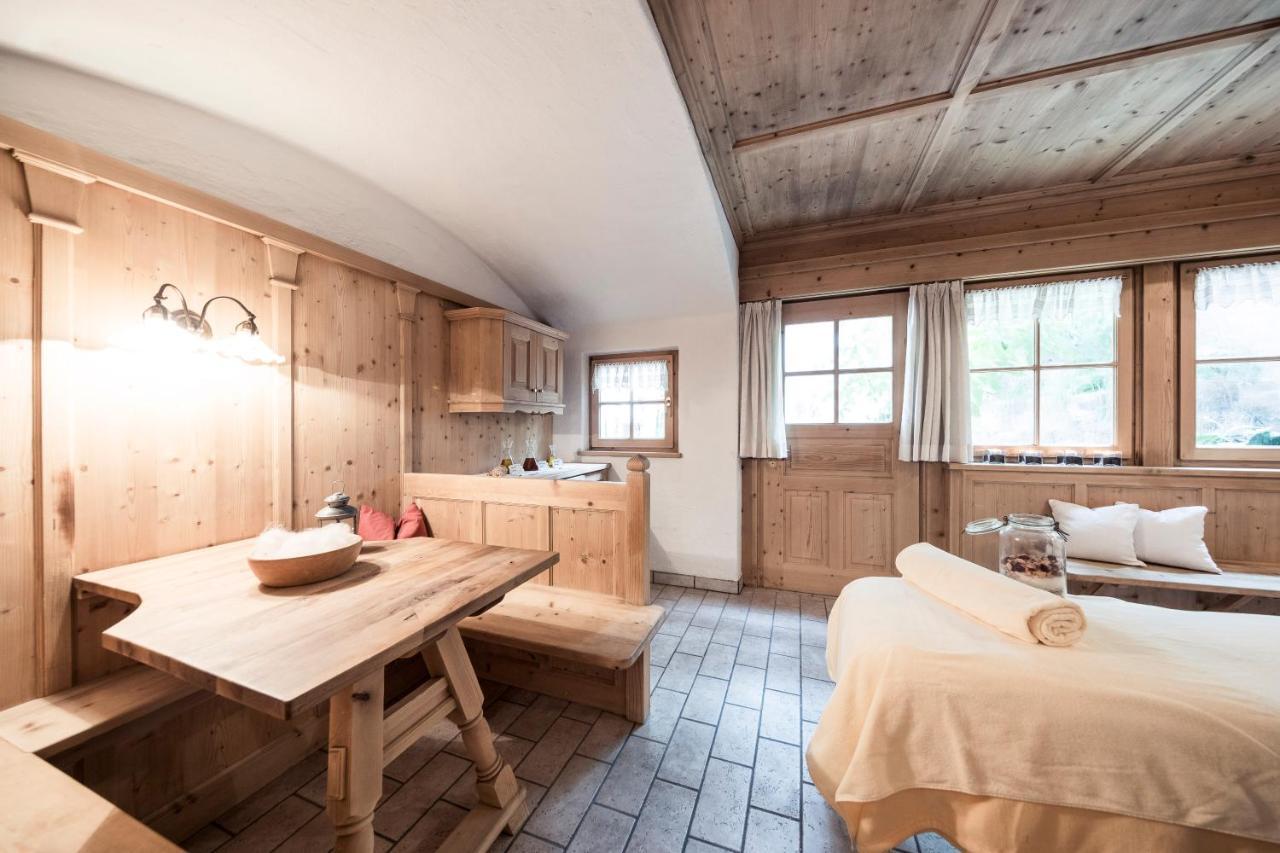 Hotel Alpenhof San Nicolò d'San Nicolò d'Ultimo Eksteriør billede